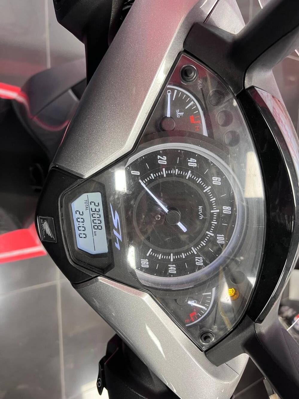 Honda SH 125i (2017 - 19) (8)