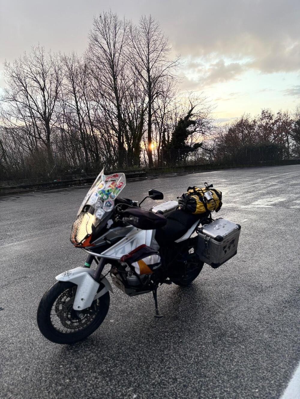 KTM 1290 Super Adventure (2015 - 16) (2)