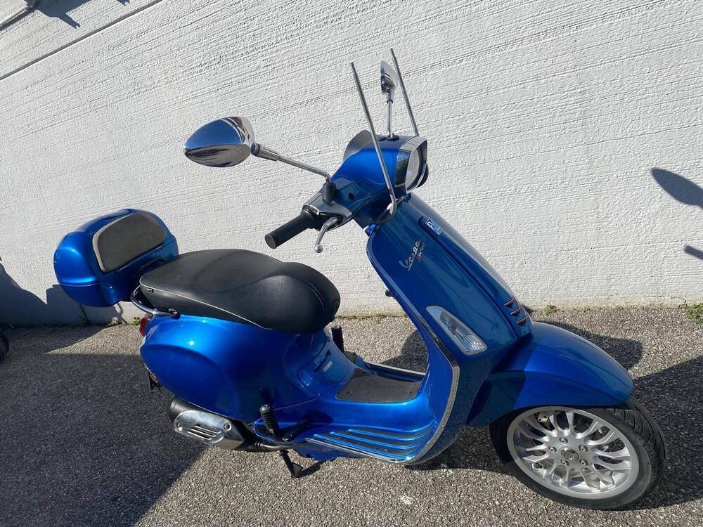 Vespa Sprint 50 4T 3V (2014 - 17) (2)