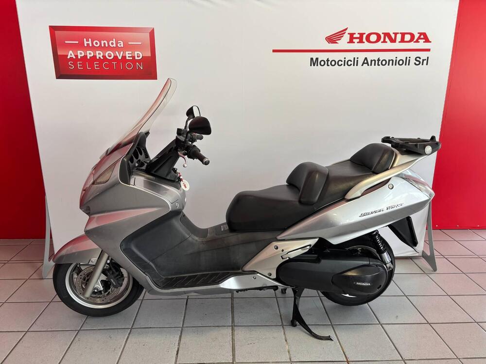 Honda Silver Wing 600 (2005 - 09) (2)
