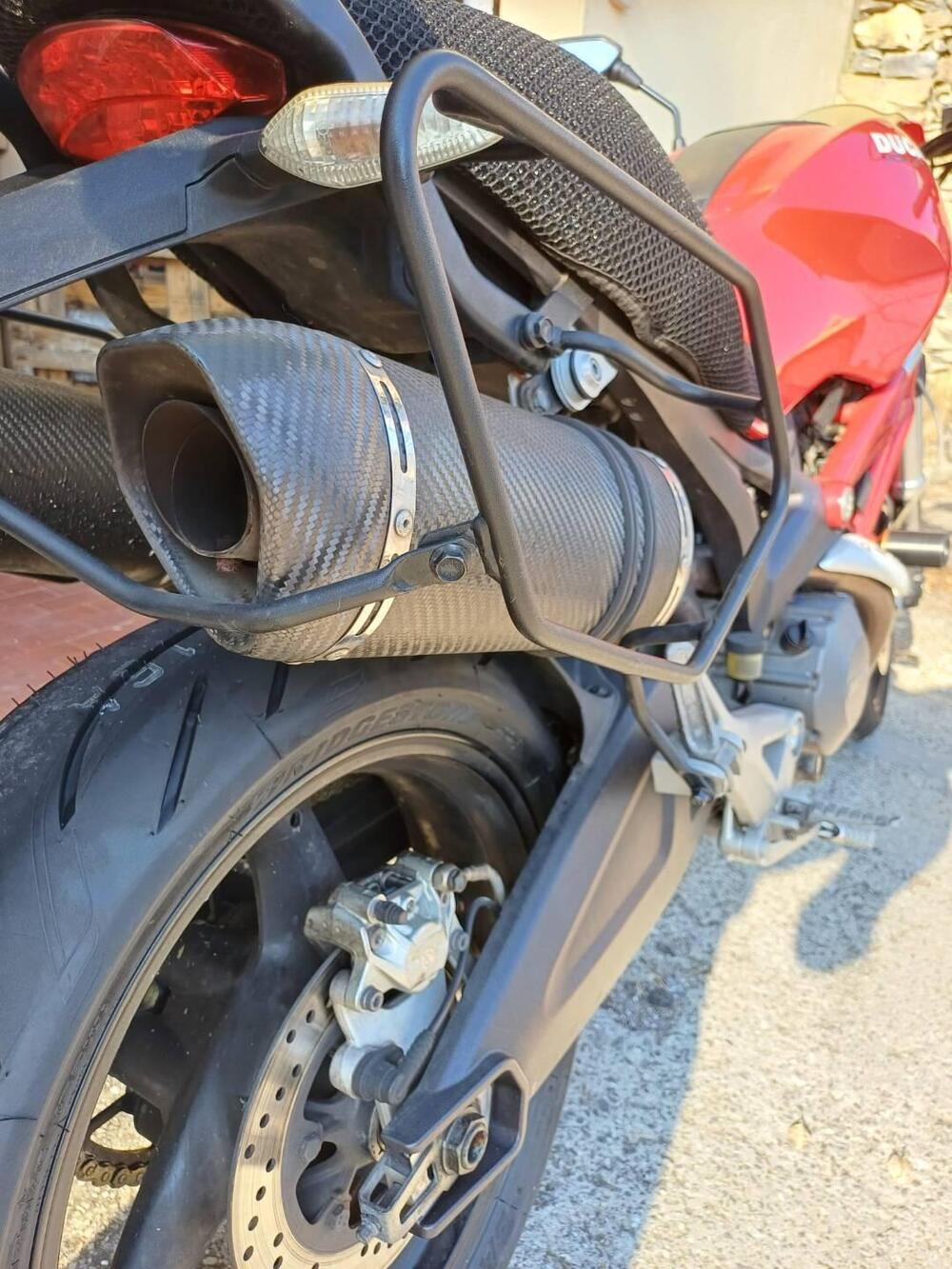 Ducati Monster 696 Plus (2007 - 14) (5)