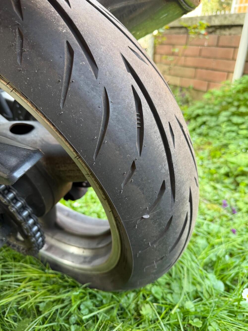 Suzuki SV 650 (1999 - 02) (4)