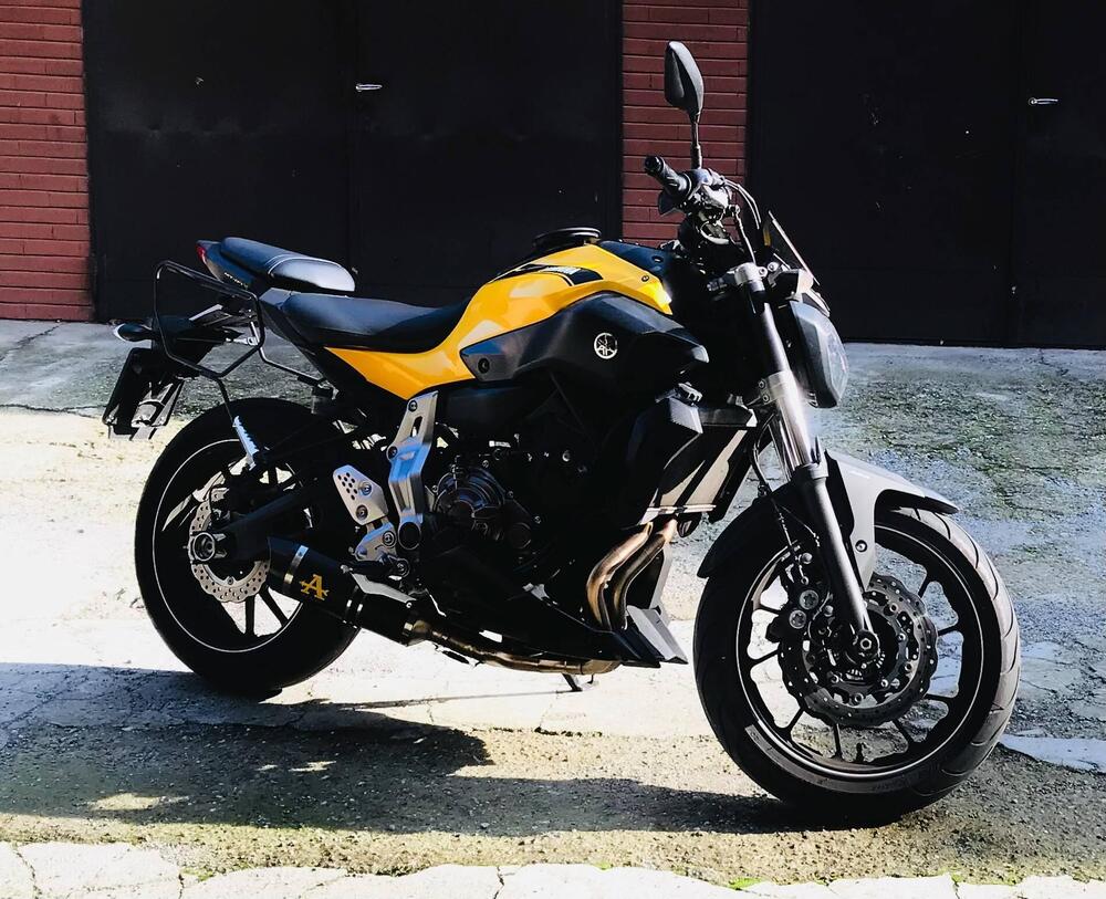 Yamaha MT-07 (2014 - 16) (2)