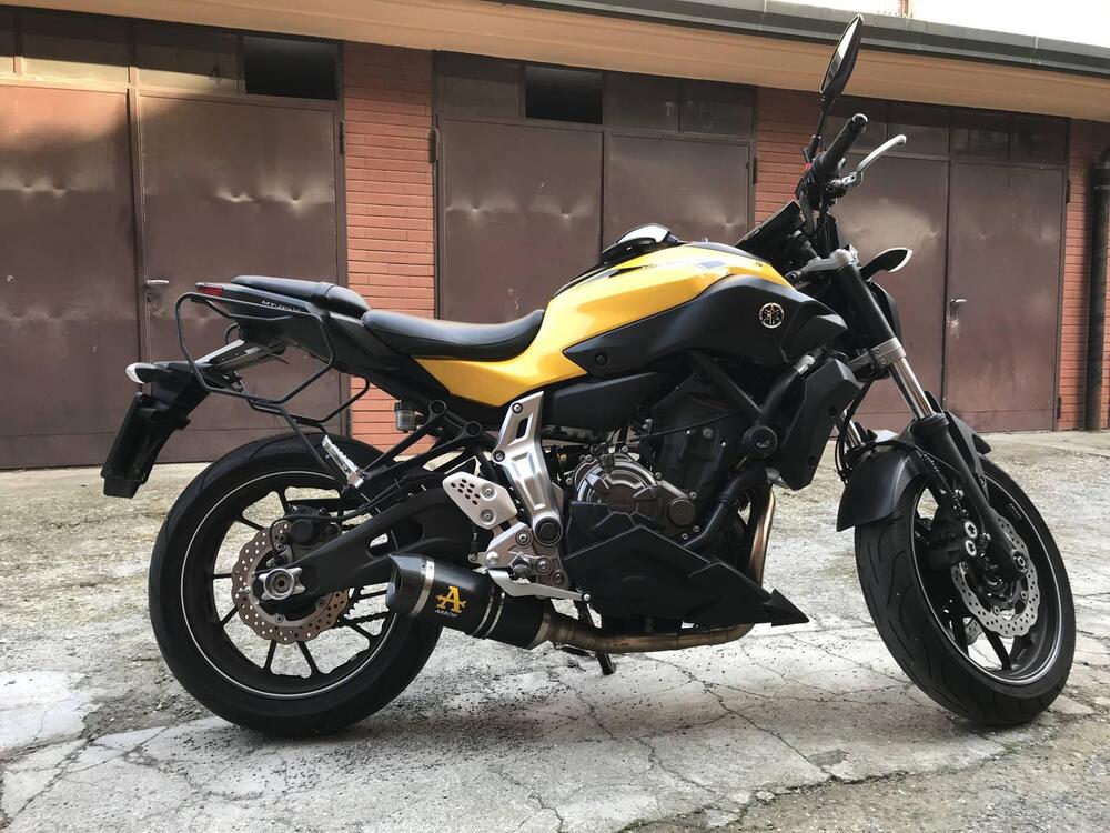 Yamaha MT-07 (2014 - 16) (4)