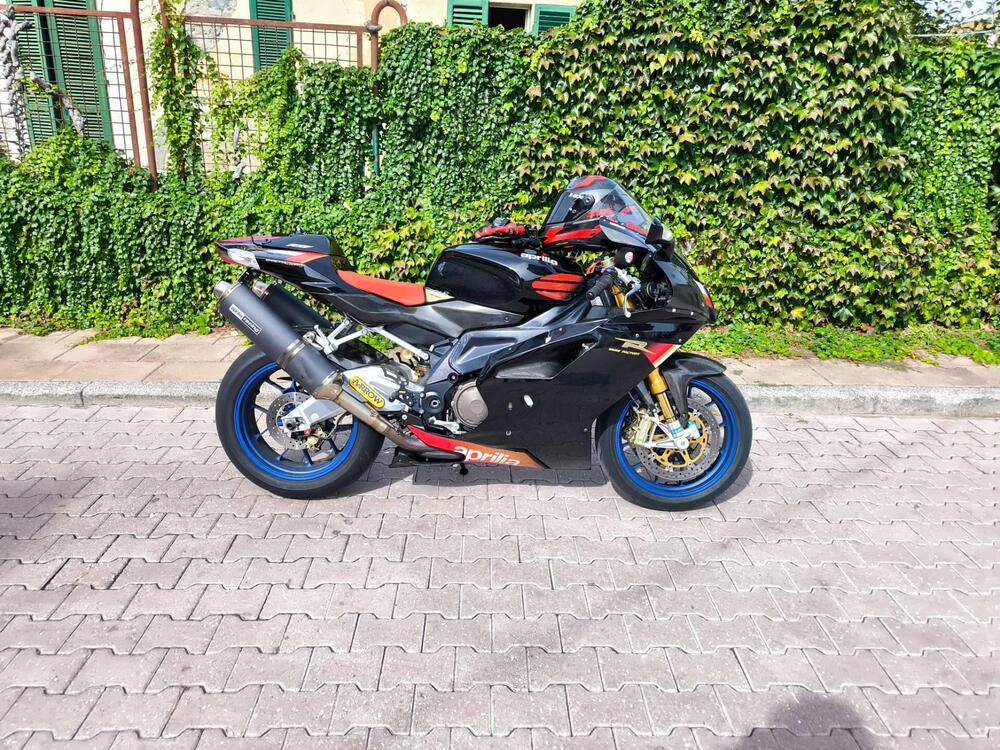 Aprilia RSV 1000 R Factory (2004 - 05) (2)