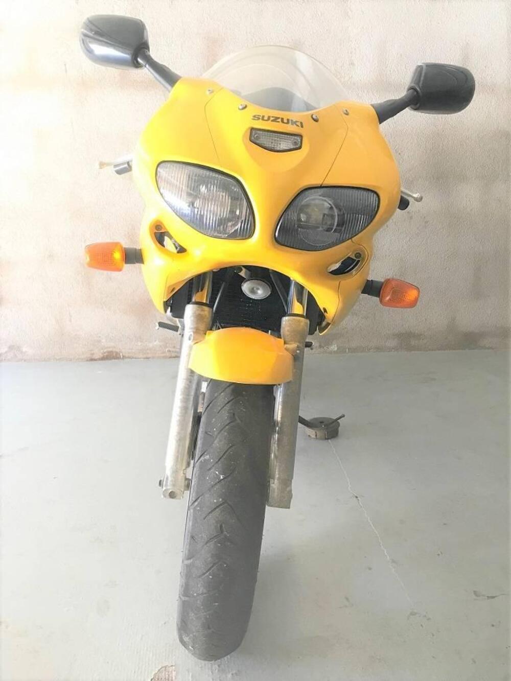 Suzuki SV 650 S (1999 - 02) (2)