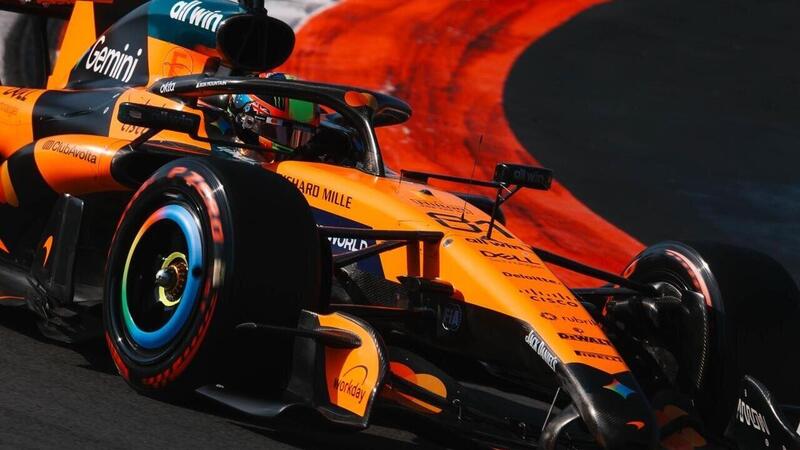 F1, Piastri e Norris ammettono in Cina: "Le Ferrari sono ancora davanti, dobbiamo recuperare e non abbiamo il 'party mode' di Mercedes"