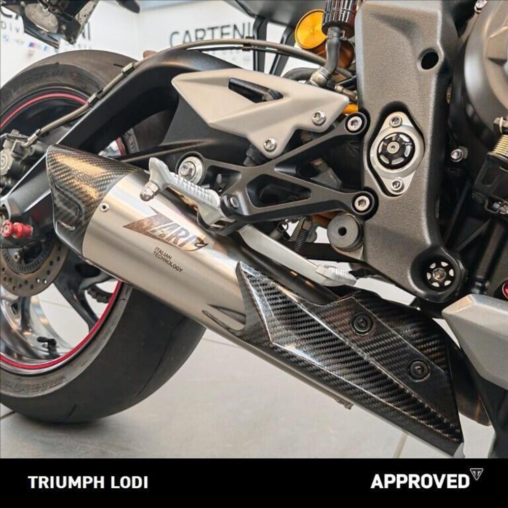 Triumph Street Triple RS (2020 - 22) (2)