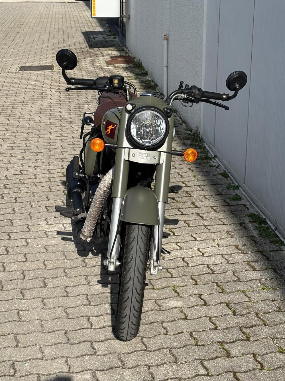 Royal Enfield Classic 350 (2021 - 26) (2)