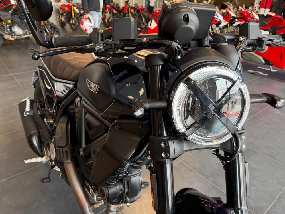 Ducati Scrambler 800 Nightshift (2025 - 26) (4)