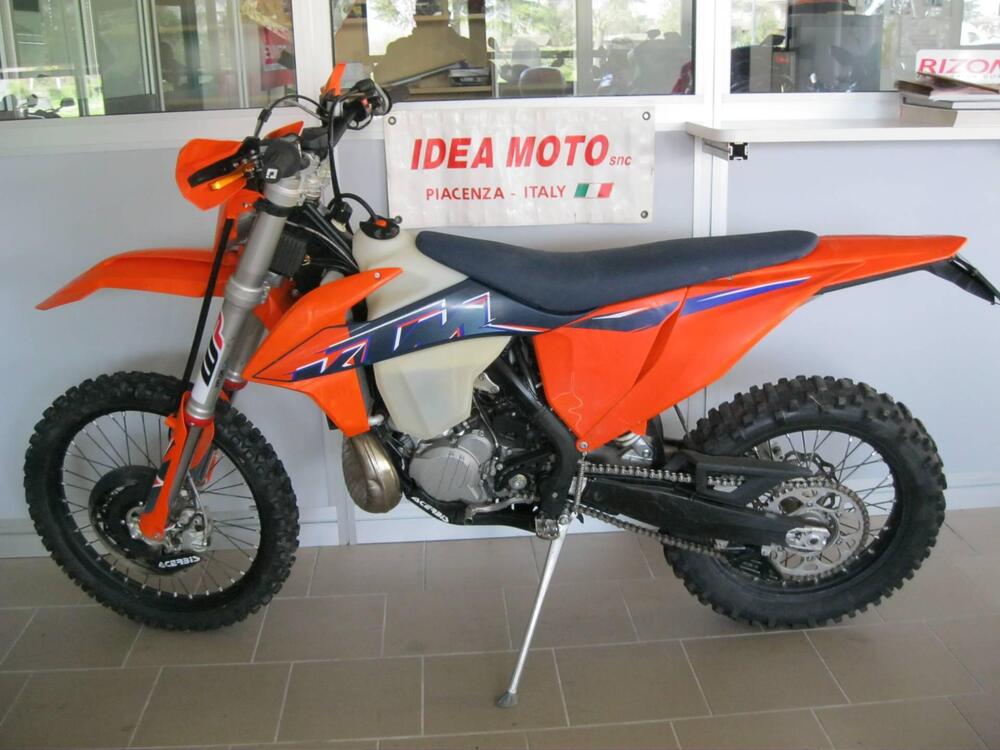 KTM 300 EXC E TPI (2022) (2)