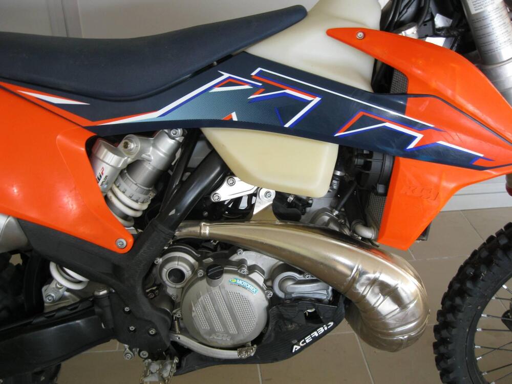 KTM 300 EXC E TPI (2022) (4)