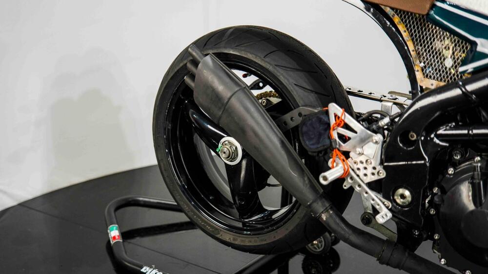 Triumph Daytona 955 I (1999 - 01) (12)