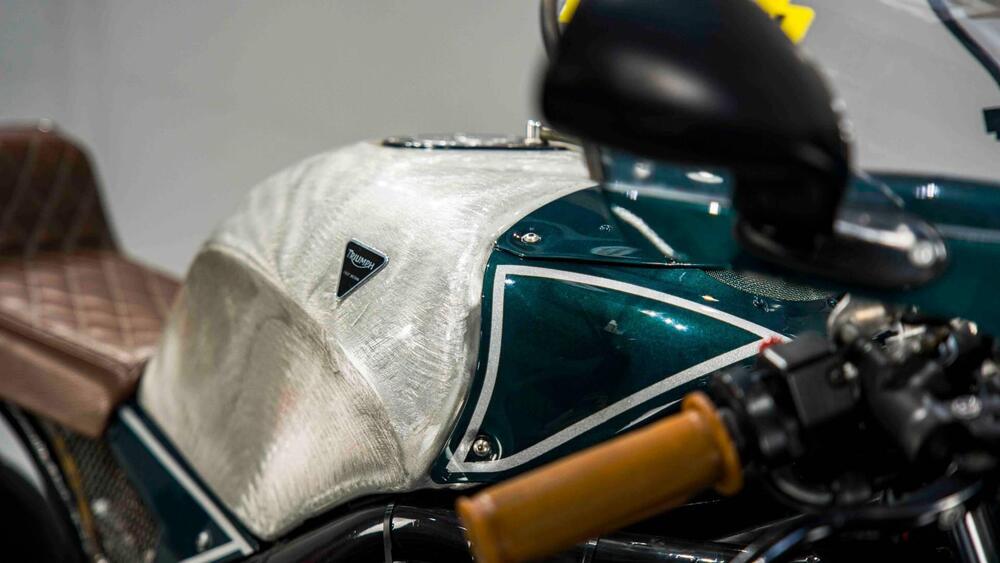 Triumph Daytona 955 I (1999 - 01) (15)