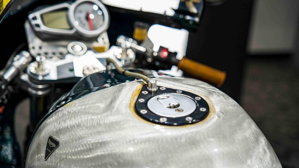 Triumph Daytona 955 I (1999 - 01) (18)