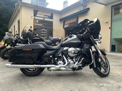 Harley-Davidson 1690 Street Glide Special (2014 - 16) - FLHX usata