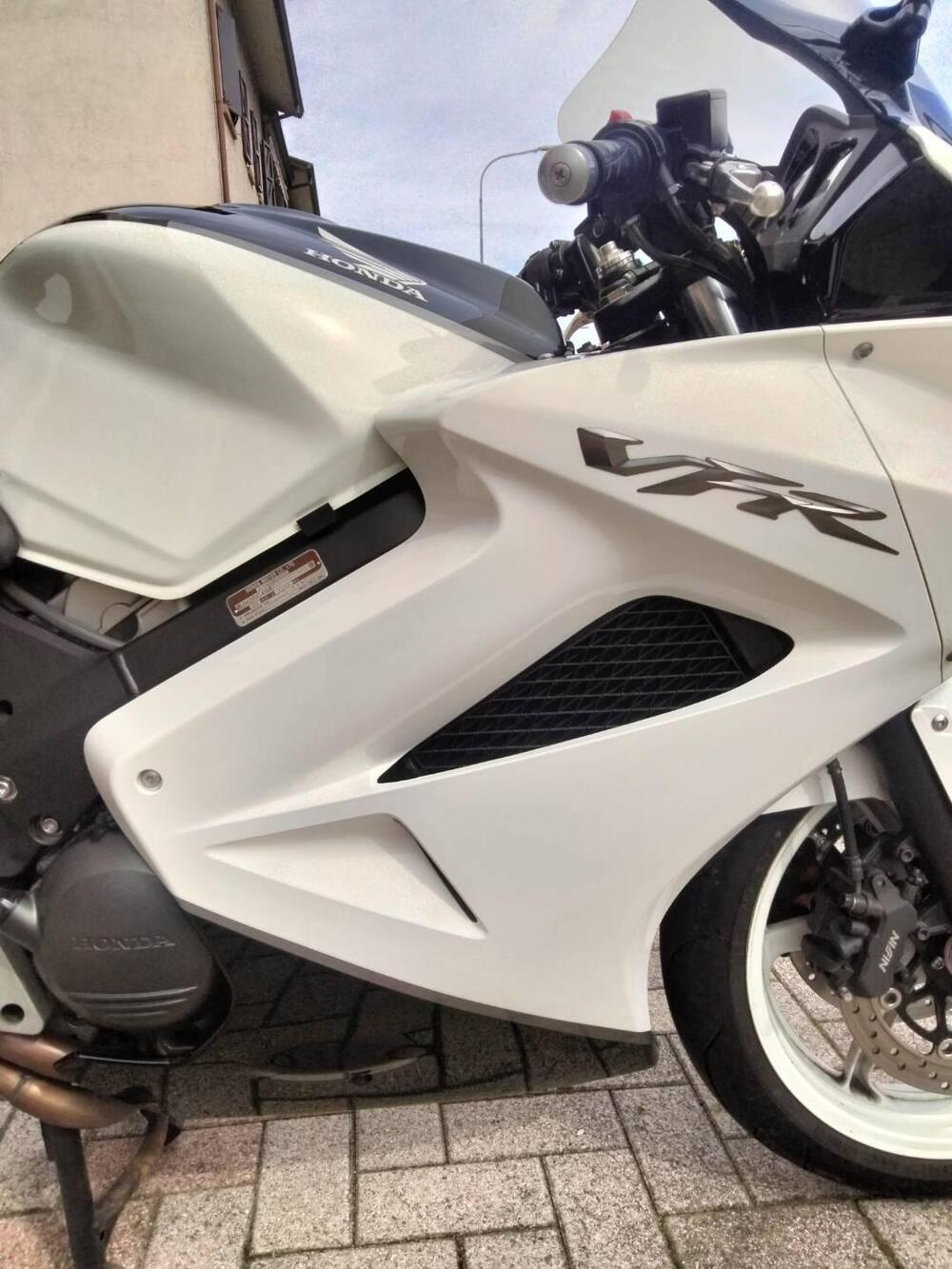 Honda VFR 800 (2006 - 13) (5)