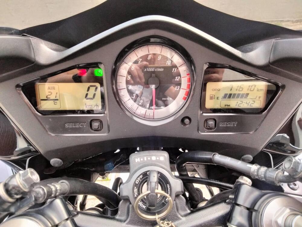 Honda VFR 800 (2006 - 13) (9)