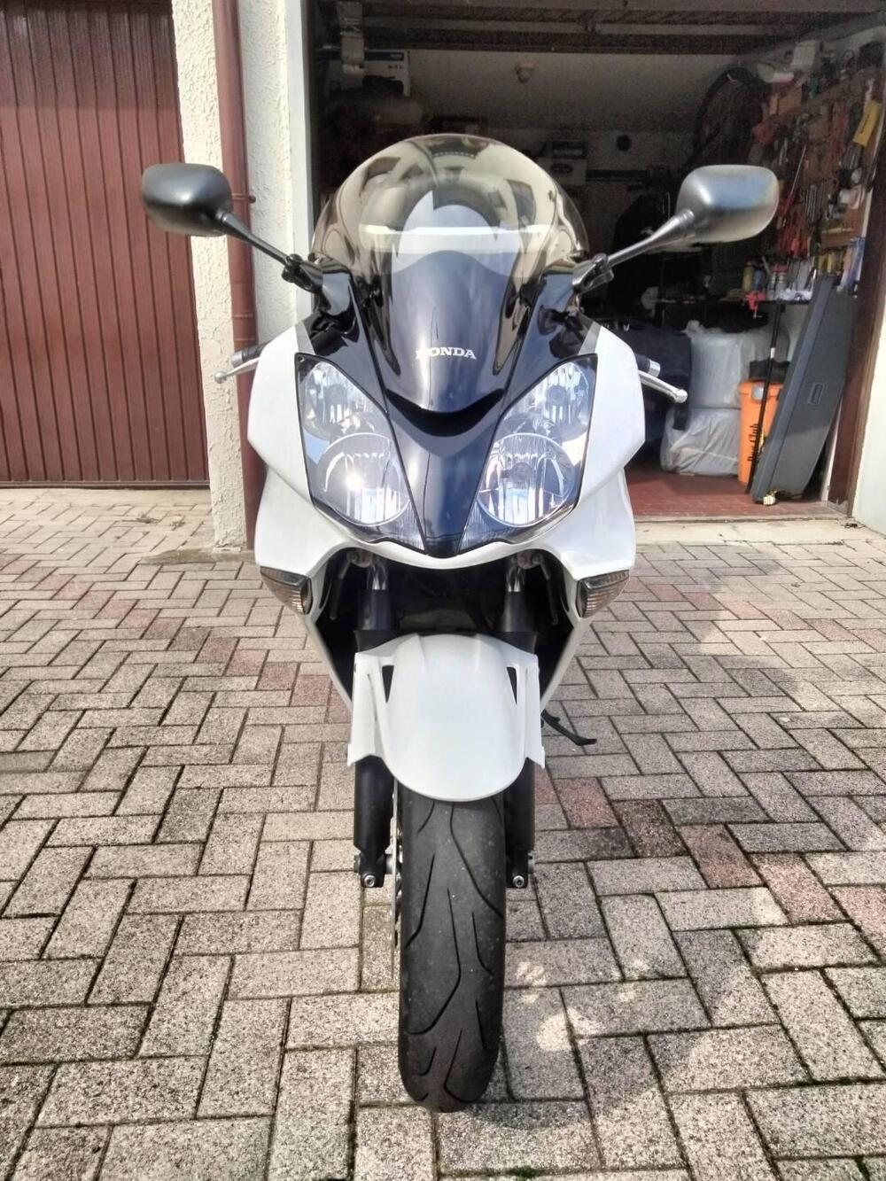 Honda VFR 800 (2006 - 13) (15)