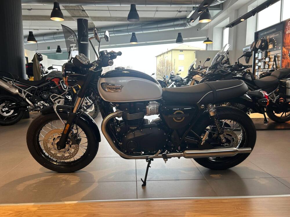 Triumph Bonneville T100 (2026) (3)