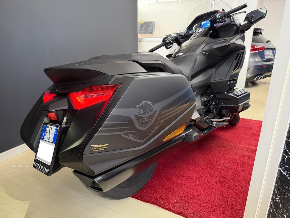 Honda GL 1800 Gold Wing 50° Anniversario (2025 - 26) (9)