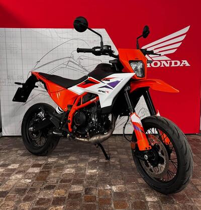 KTM 390 SMC R (2025 - 26) usata