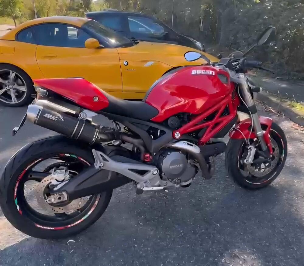 Ducati Monster 696 Plus (2007 - 14) (2)