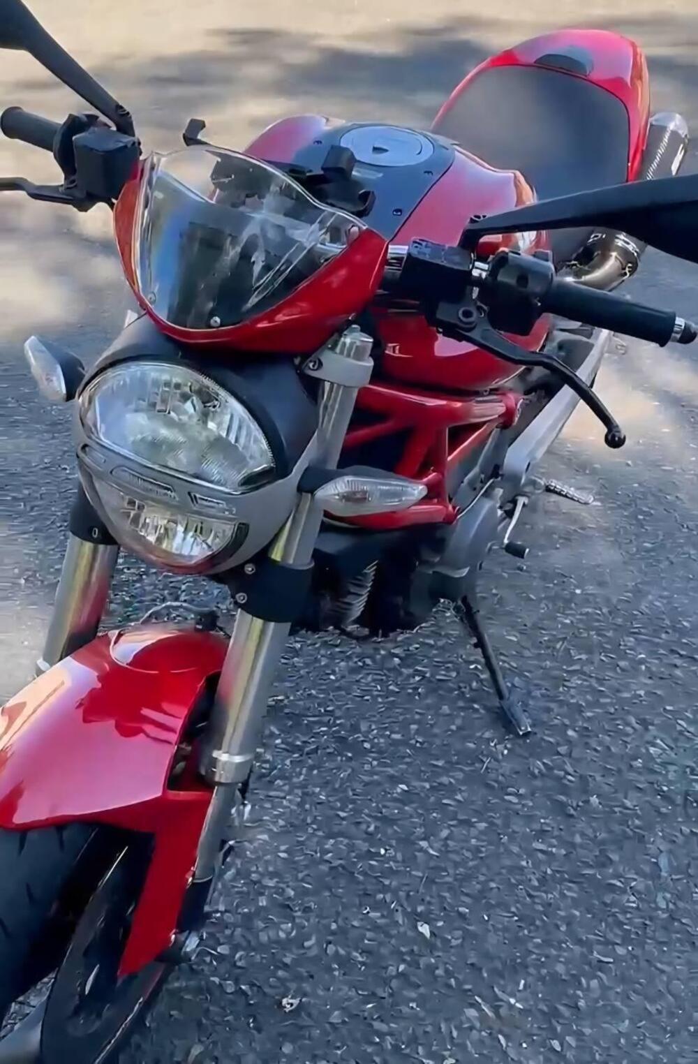 Ducati Monster 696 Plus (2007 - 14) (7)