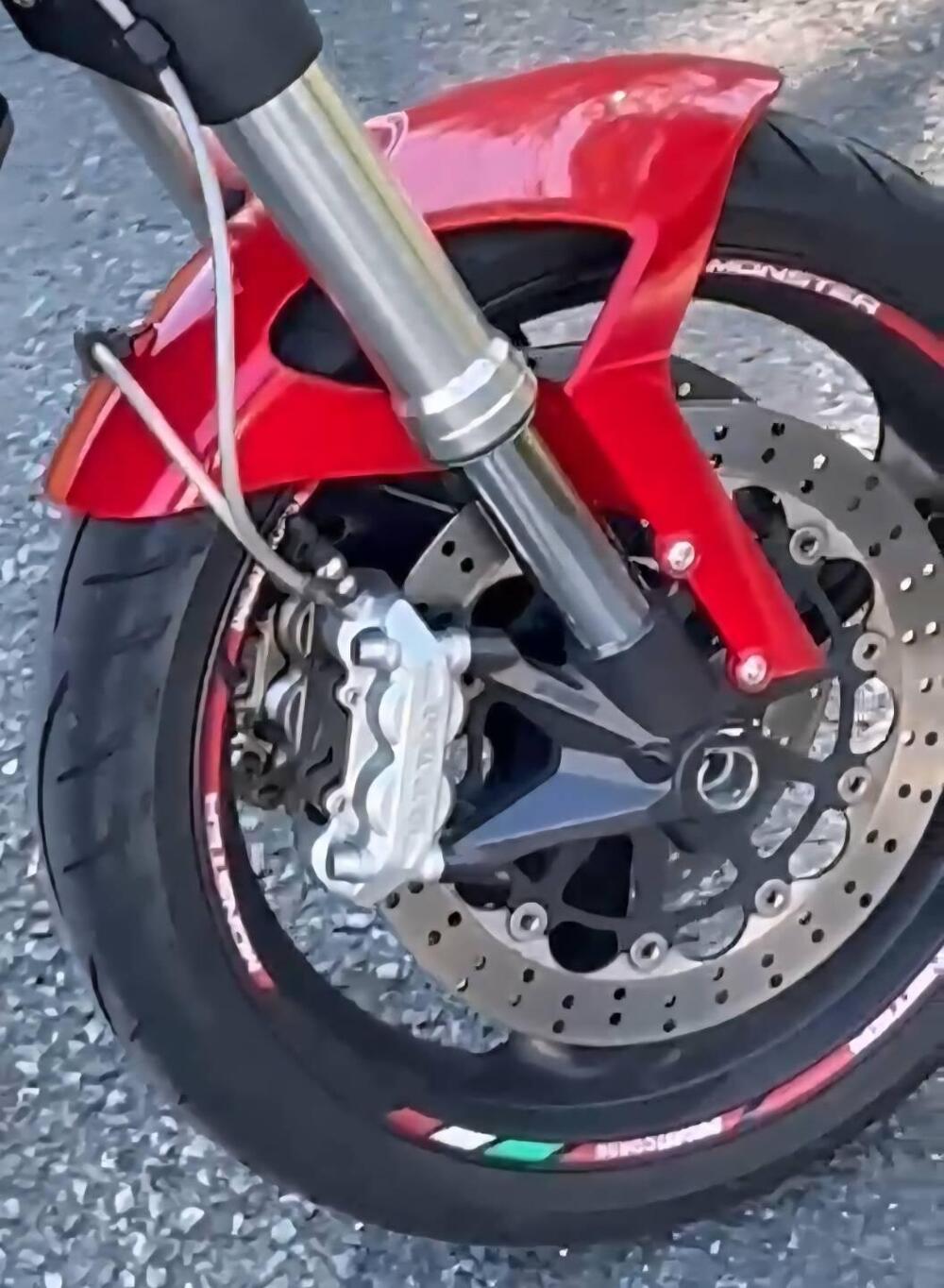 Ducati Monster 696 Plus (2007 - 14) (9)