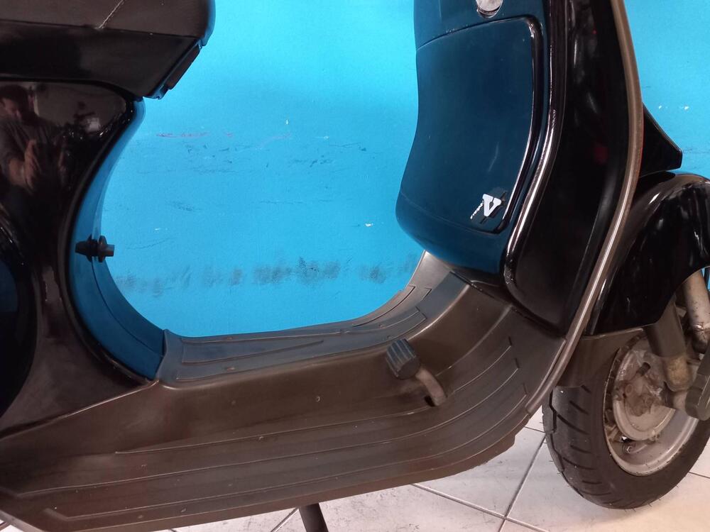 Piaggio VESPA 50 V 2T (16)