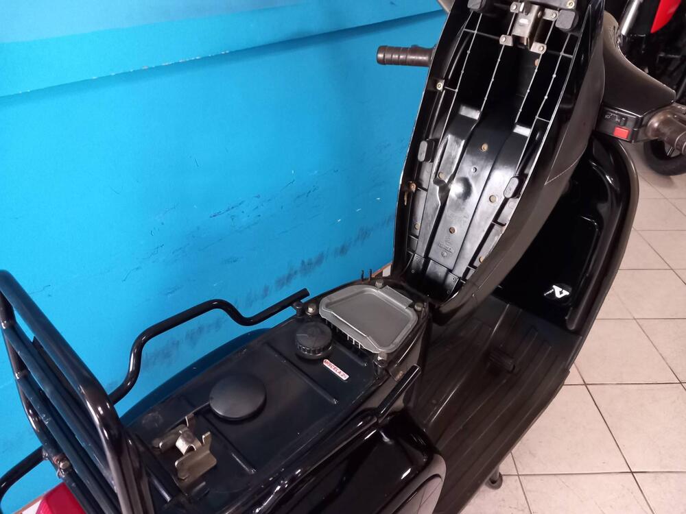 Piaggio VESPA 50 V 2T (15)