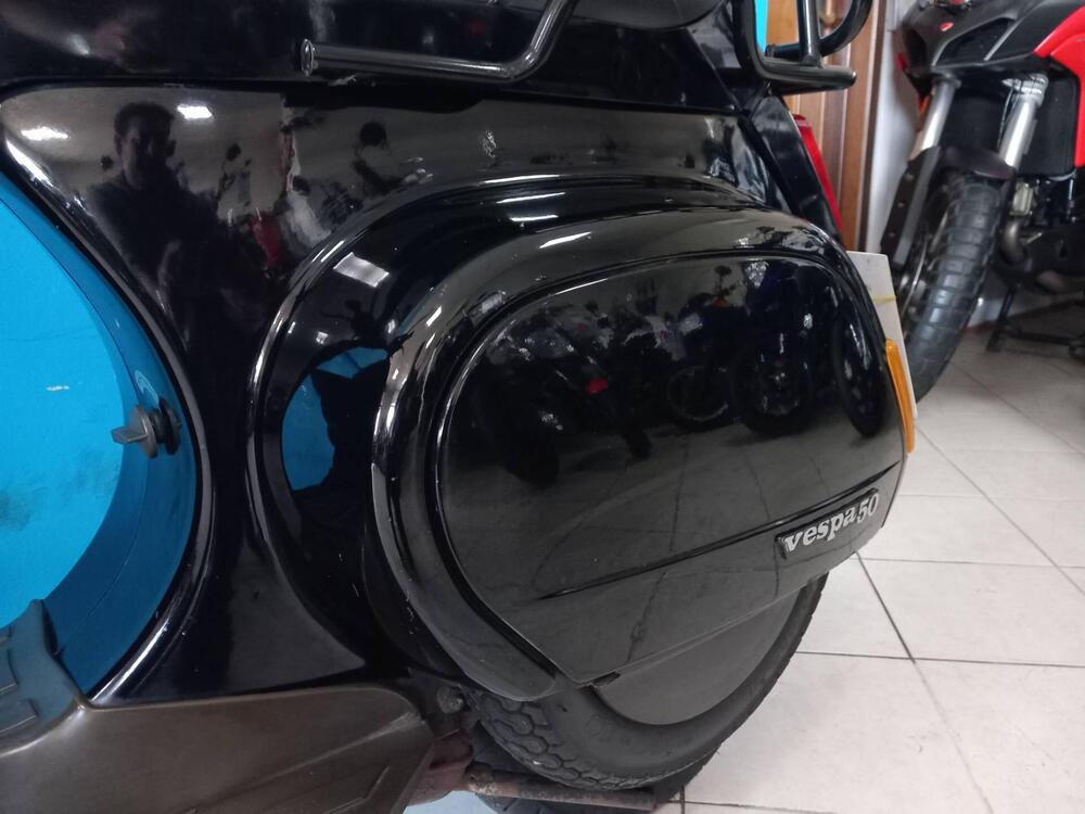 Piaggio VESPA 50 V 2T (11)