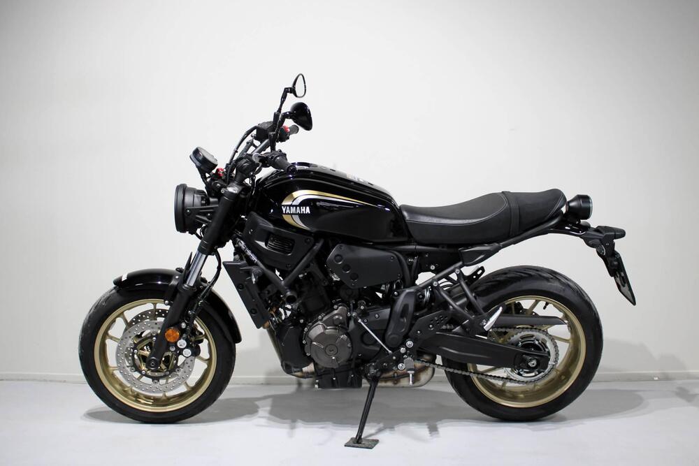 Yamaha XSR 700 (2022 - 26) (4)