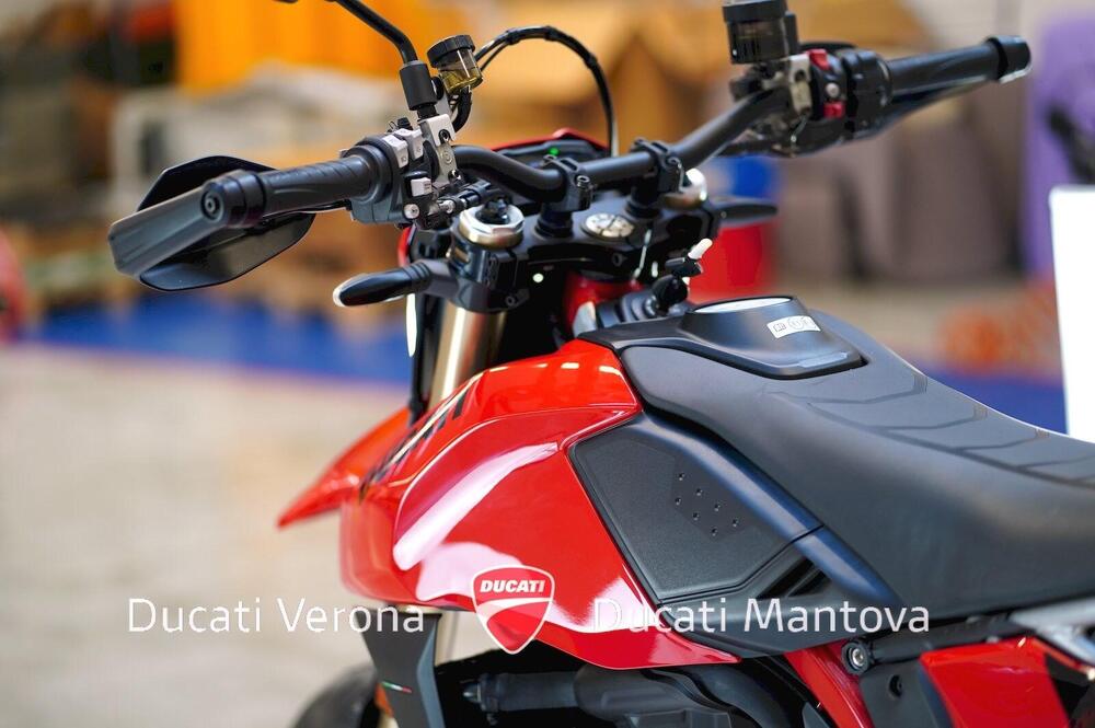 Ducati Hypermotard 698 Mono (2024 - 26) (16)