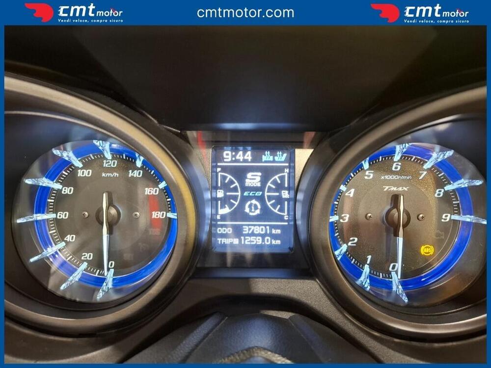 Yamaha T-Max 560 Tech Max (2020) (9)