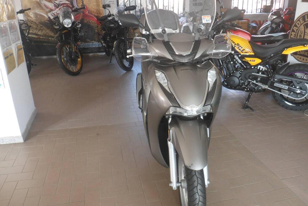 Honda SH 350 (2021 - 24) (2)