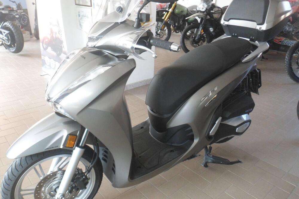 Honda SH 350 (2021 - 24) (4)