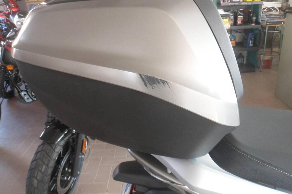 Honda SH 350 (2021 - 24) (10)