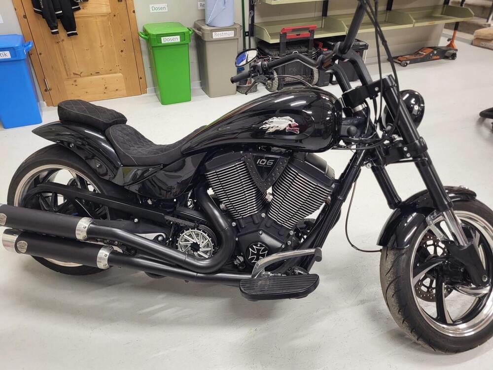 Victory Hammer 8 Ball (2011 - 20)