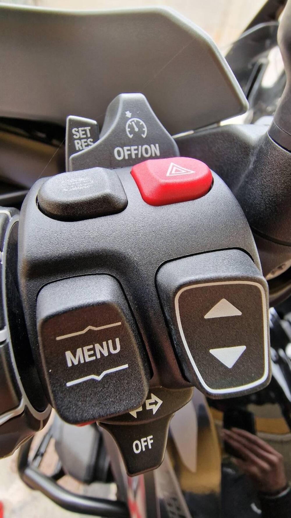 Bmw R 1300 GS Triple Black (2023 - 26) (7)