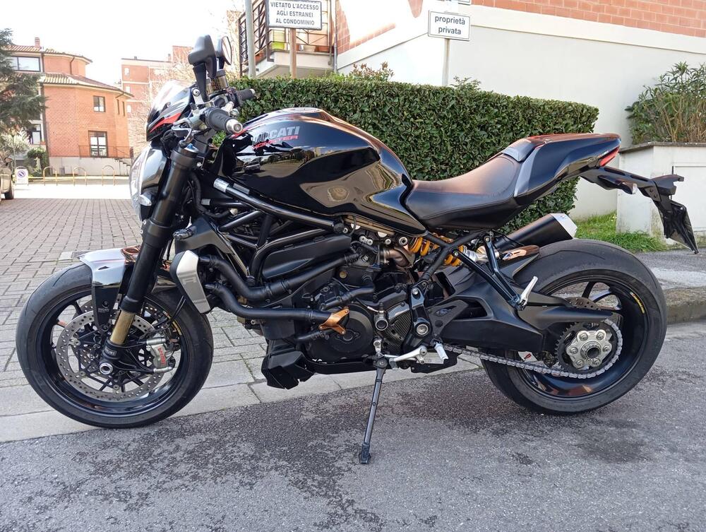 Ducati Monster 1200 R (2016 - 19) (2)