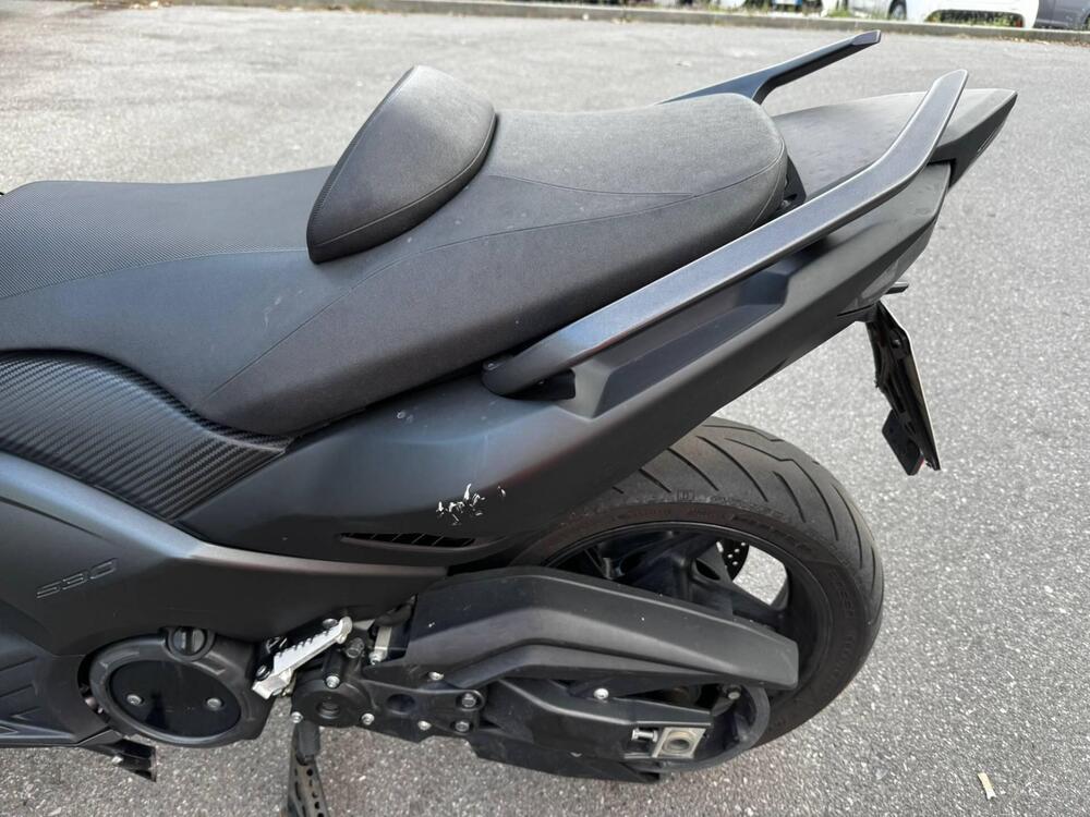 Yamaha T-Max 530 (2015 - 16) (6)