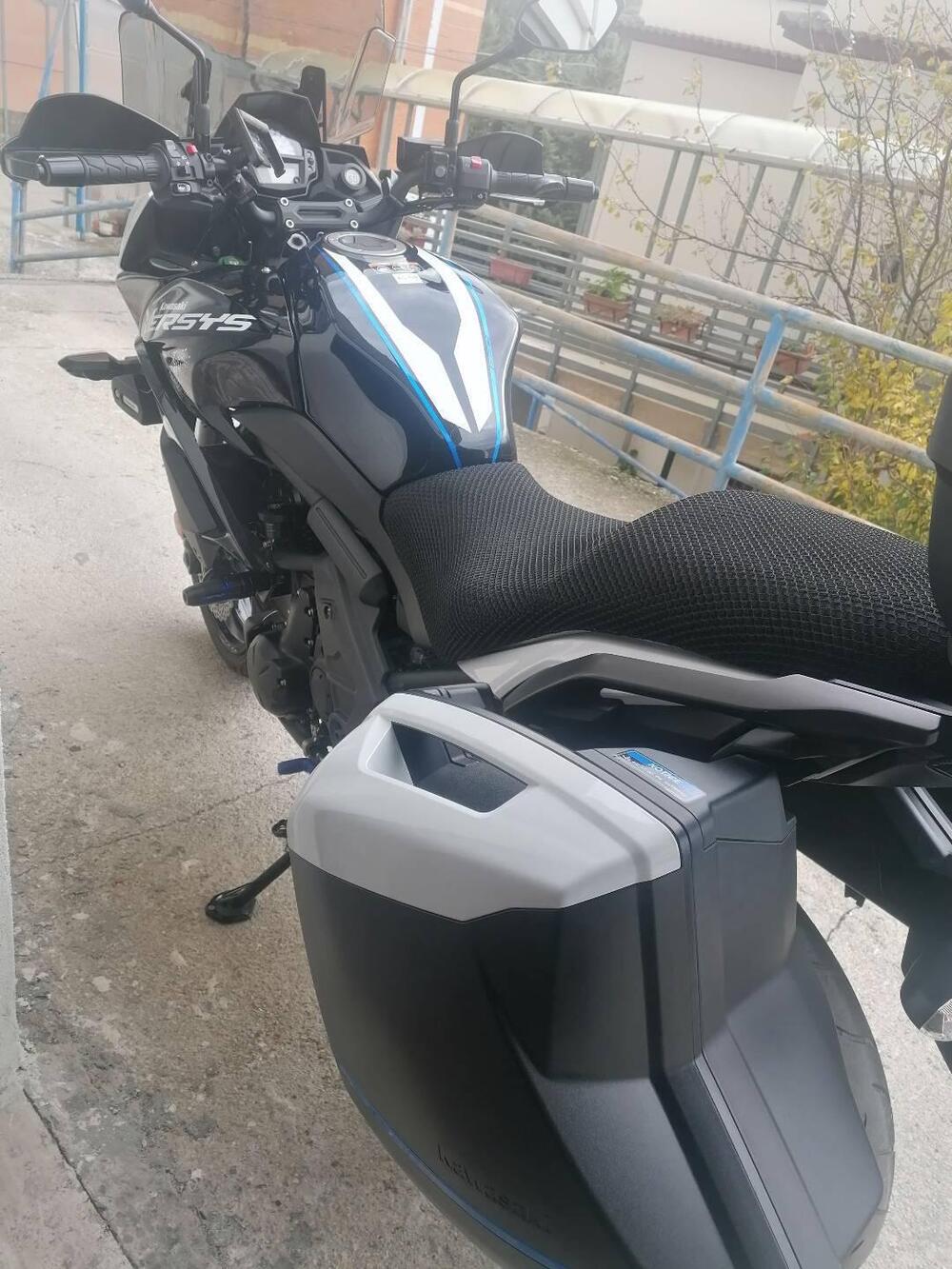 Kawasaki Versys 650 Tourer Plus (2021) (4)
