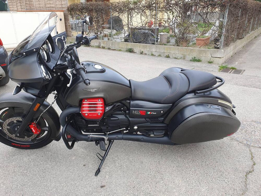 Moto Guzzi MGX 21 1400 (2016 - 20) (9)