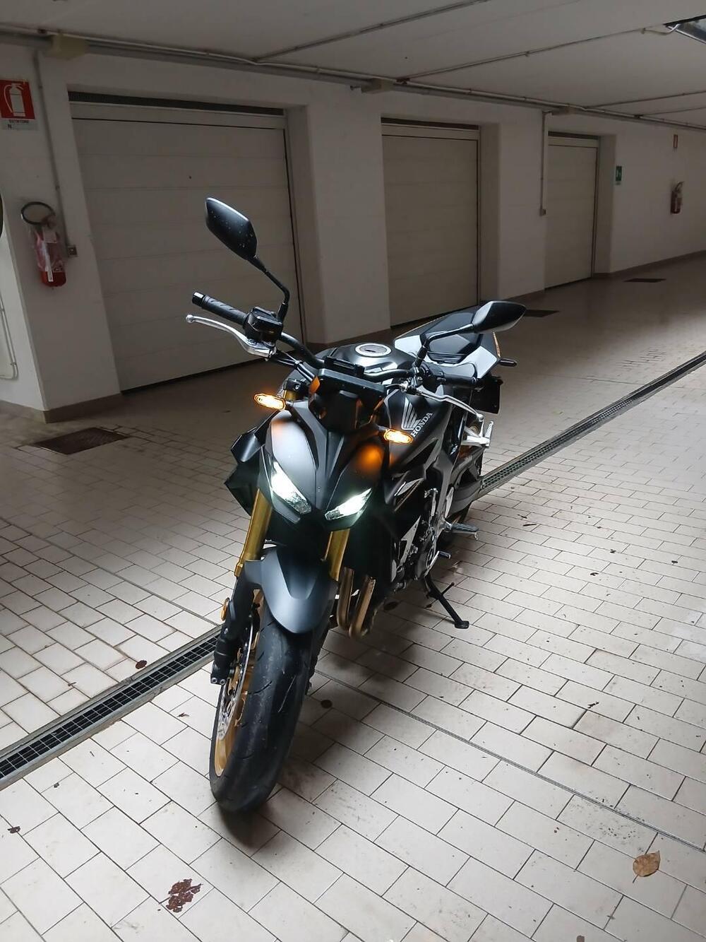 Honda CB 1000 Hornet (2025 - 26) (2)