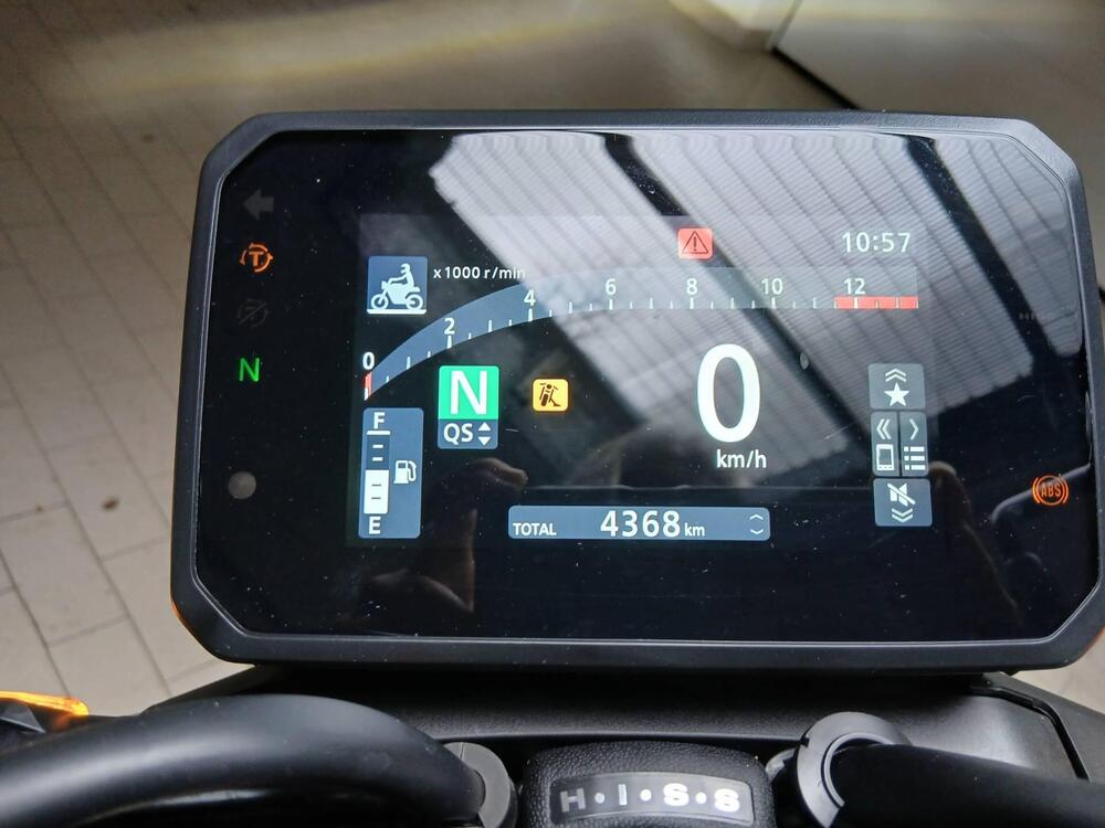 Honda CB 1000 Hornet (2025 - 26) (10)