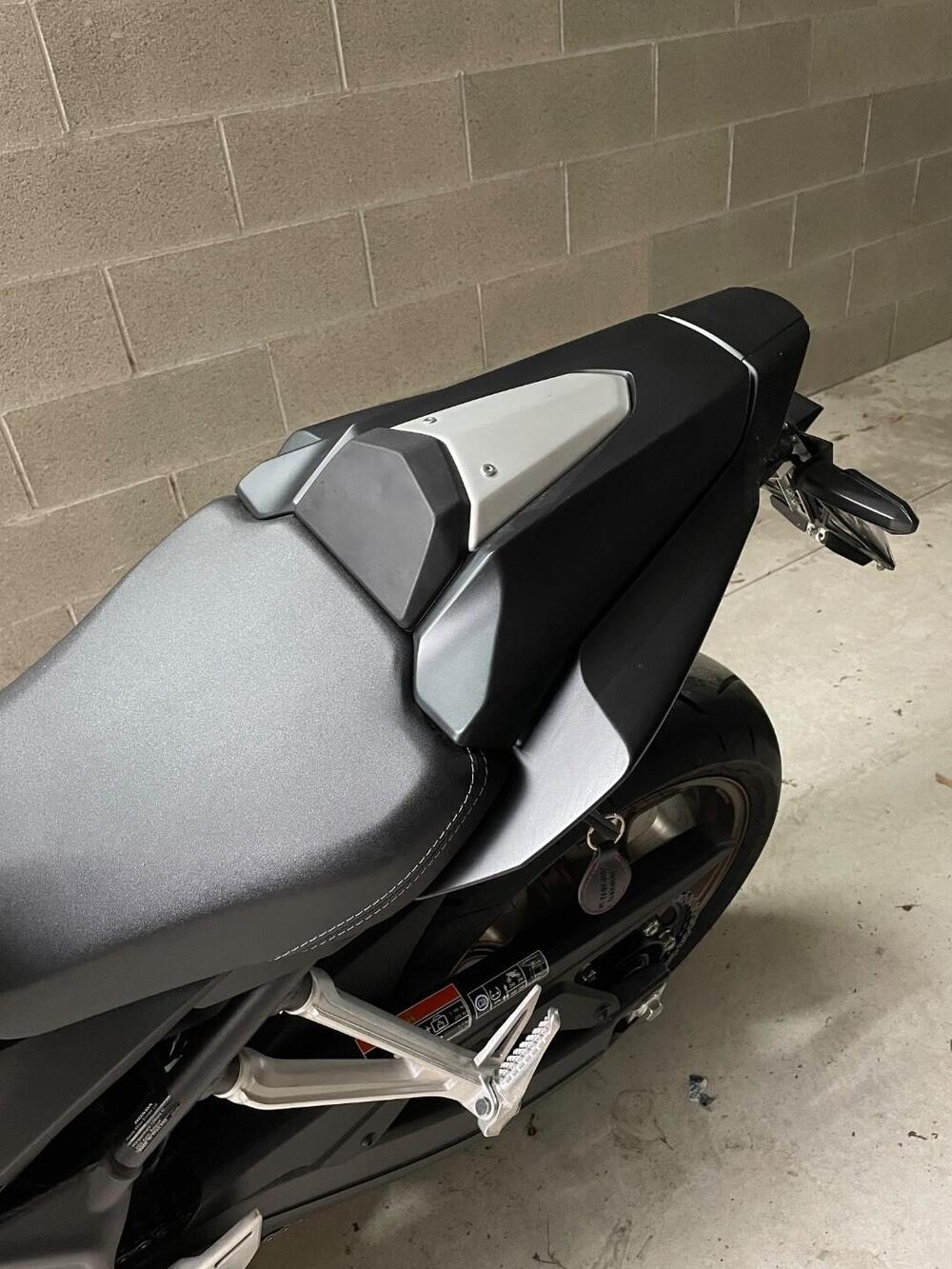 Honda CB 650 R (2024 - 25) (8)