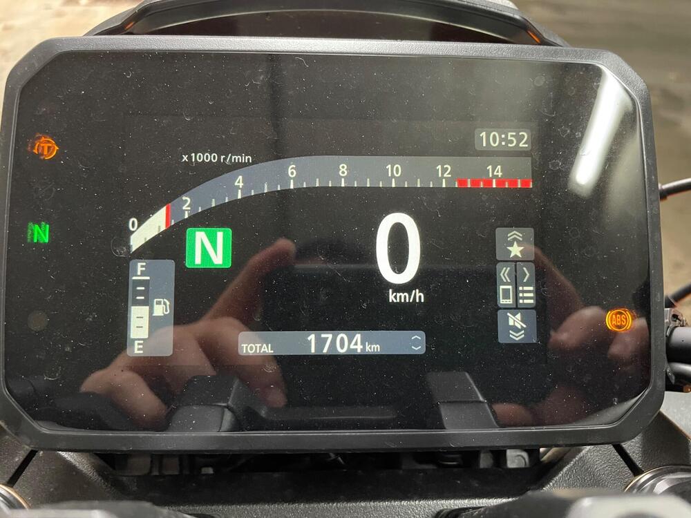 Honda CB 650 R (2024 - 25) (10)