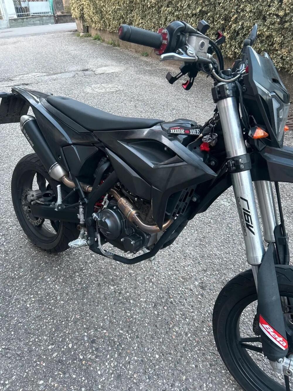 Betamotor RR 125 4T Motard T (2023 - 24) (2)