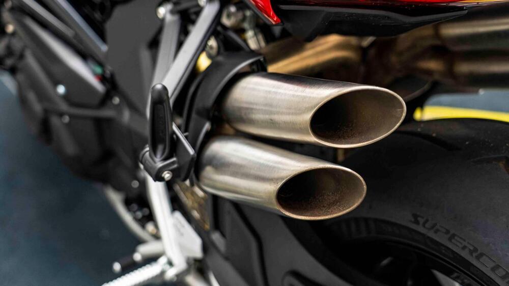 MV Agusta Brutale 1000 RS (2022 - 26) (14)